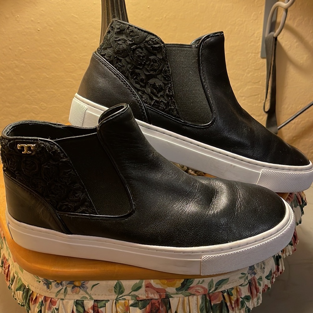 Tory Burch shoes 6.5 ankle skater shoes